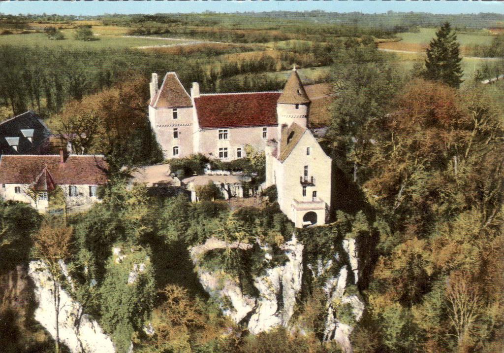 Bed and Breakfast Montenaut Angles-sur-lʼAnglin Exterior foto