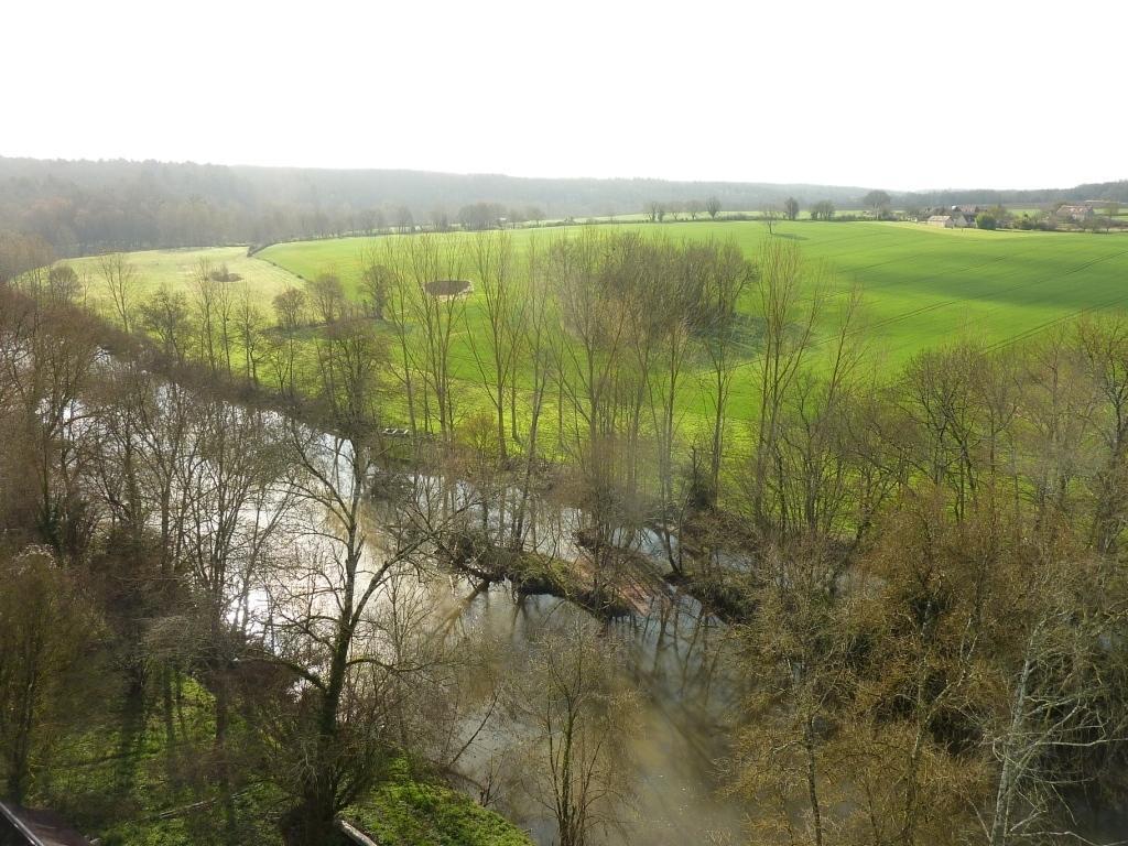 Bed and Breakfast Montenaut Angles-sur-lʼAnglin Exterior foto